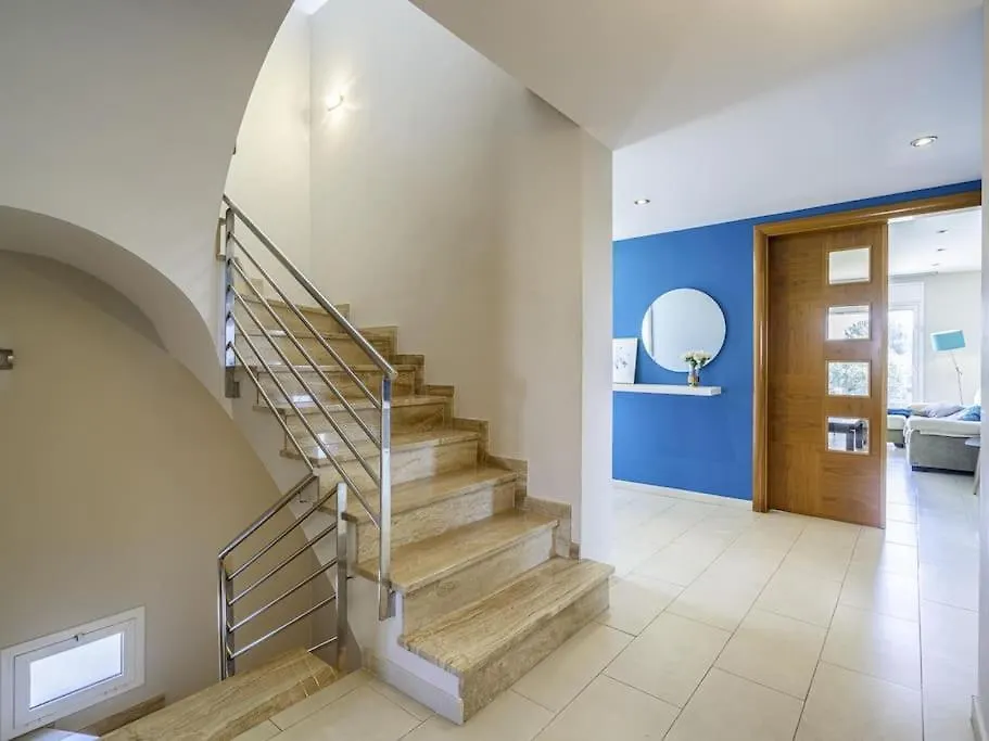 Casa Familiar Con Piscina Villa Llica d'Amunt 0*,  Spain