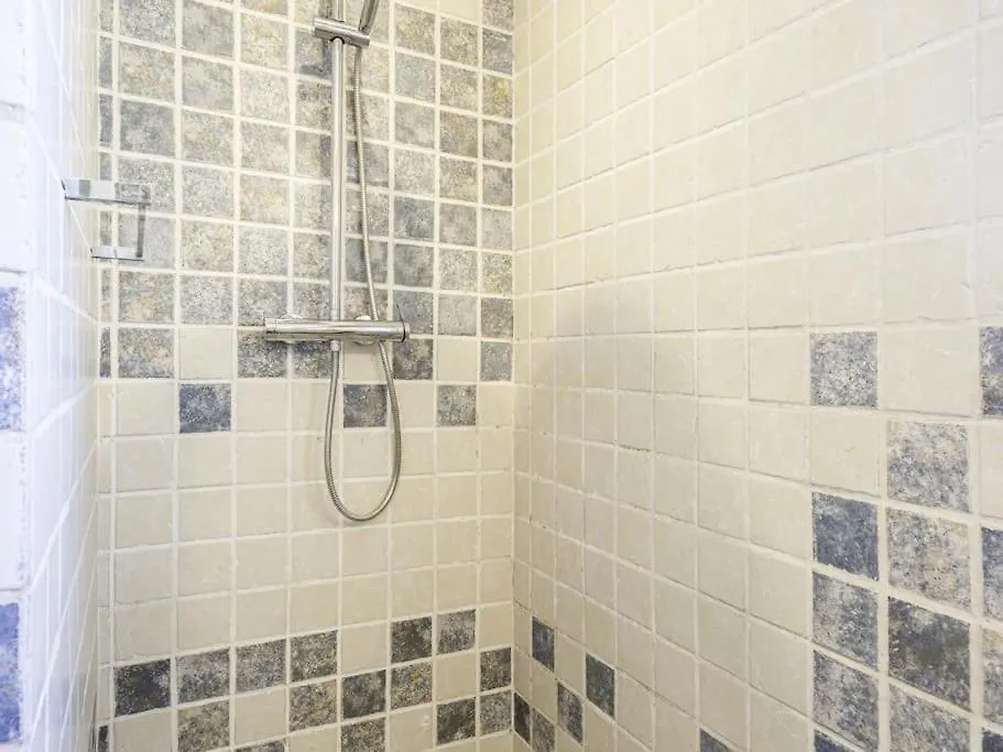 Holiday home Casa Familiar Con Piscina Villa Llica d'Amunt