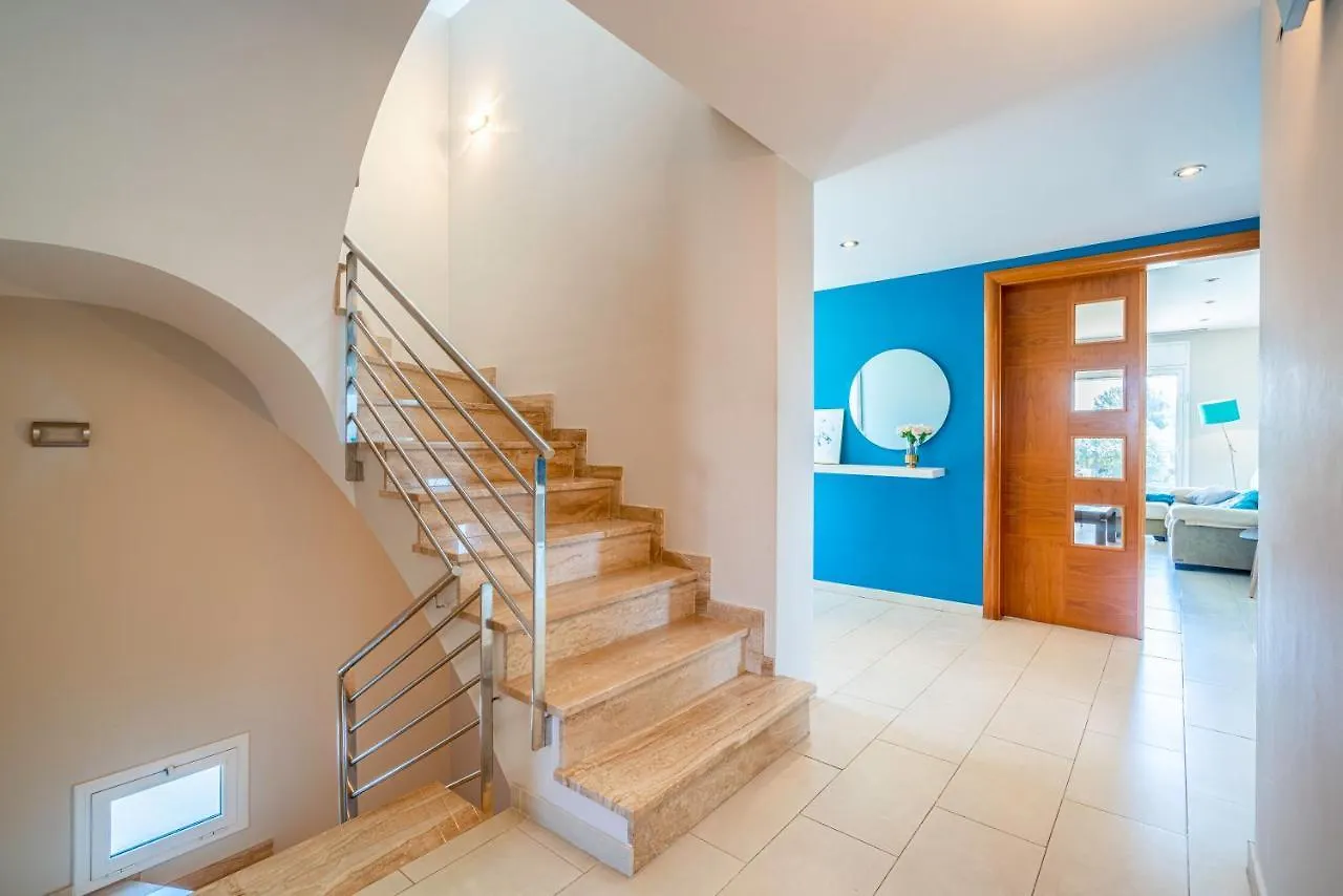 Casa Familiar Con Piscina Villa Llica d'Amunt Holiday home